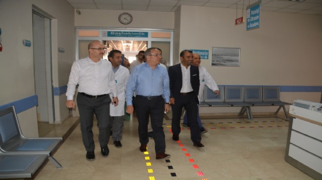 AK Partili Sürekli Aliağa Devlet Hastanesi ni ziyaret etti